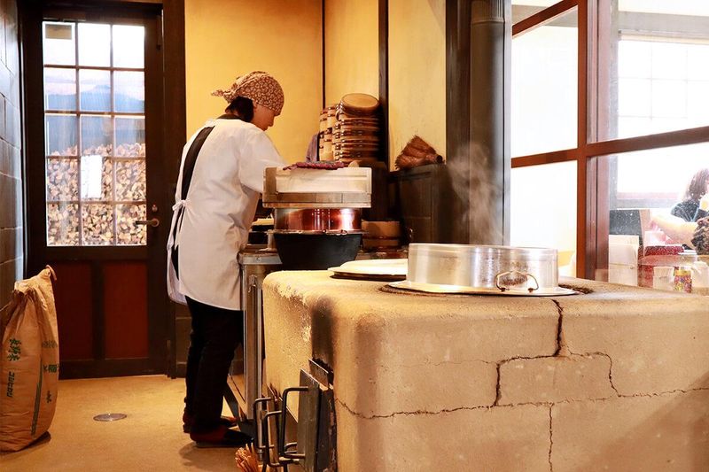 かまど炊きご飯　御厨(みくりや)のアルバイト・バイト求人情報-03
