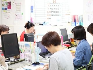 (株)やさしい手　千歳烏山居宅介護支援事業所のアルバイト・バイト求人情報-03