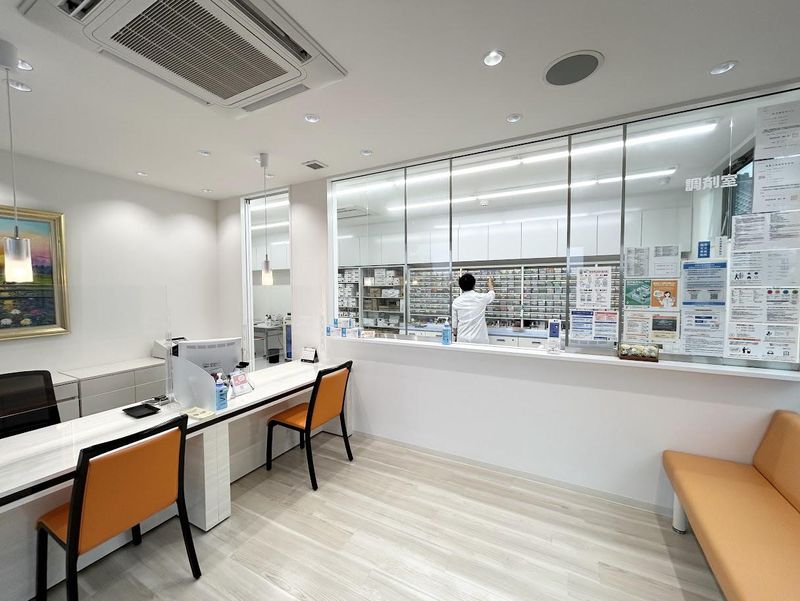 かすう薬局　脇元店のアルバイト・バイト求人情報-02