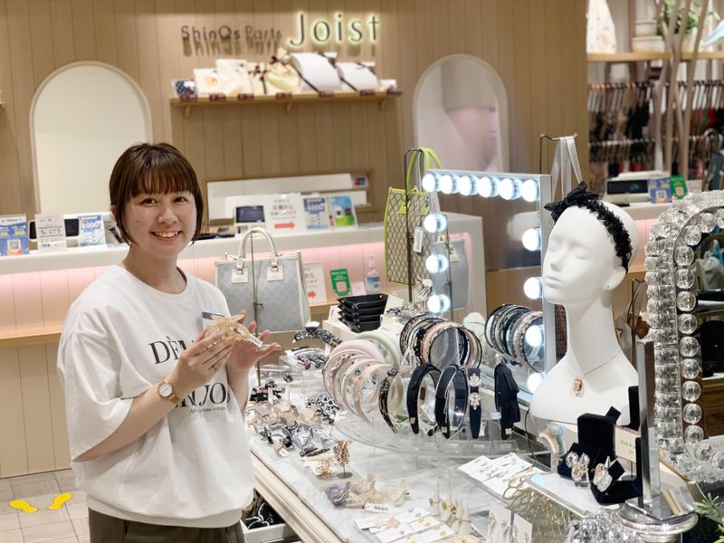 株式会社Histoire　渋谷ヒカリエ シンクス店のアルバイト・バイト求人情報-02