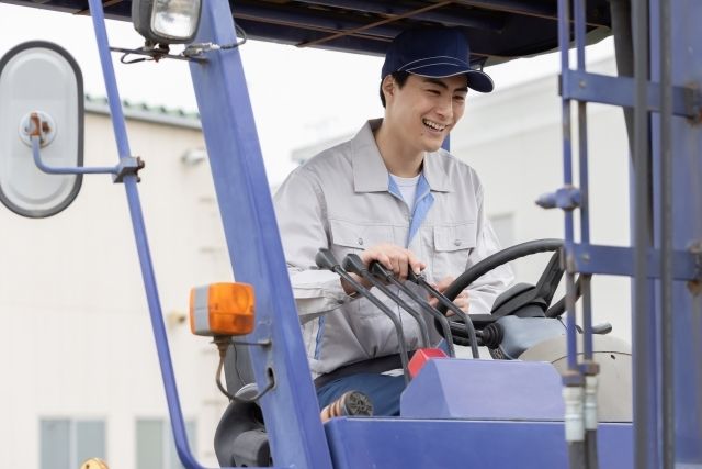 株式会社アドウェルの求人・転職情報