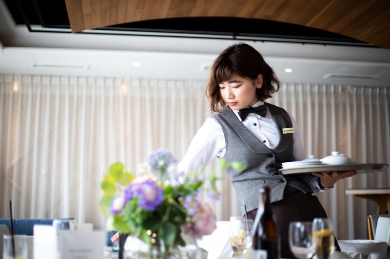 THE MAGRITTE(ザ マグリット)のアルバイト・バイト求人情報-05