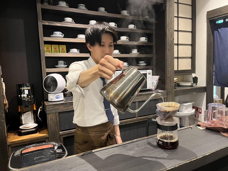 珈琲屋らんぷ 堺店のアルバイト・バイト求人情報-03