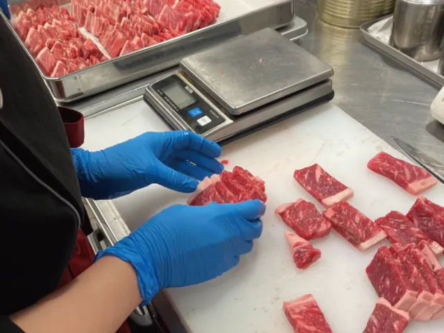 三田屋本店　やすらぎの郷　大丸神戸レストラン店のアルバイト・バイト求人情報-05