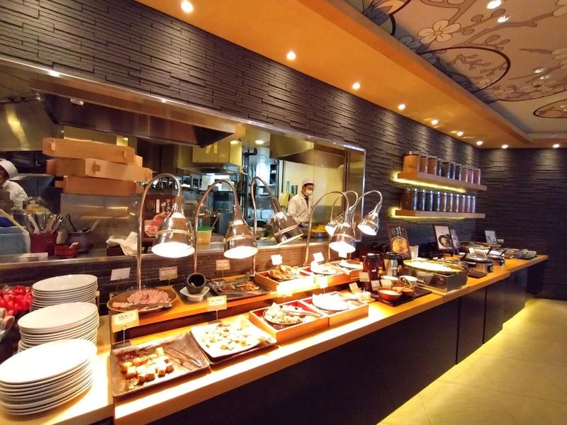 TOKYO STATION BUFFET 馳走三昧のアルバイト・バイト求人情報-03
