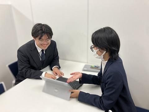 株式会社アイヴィス