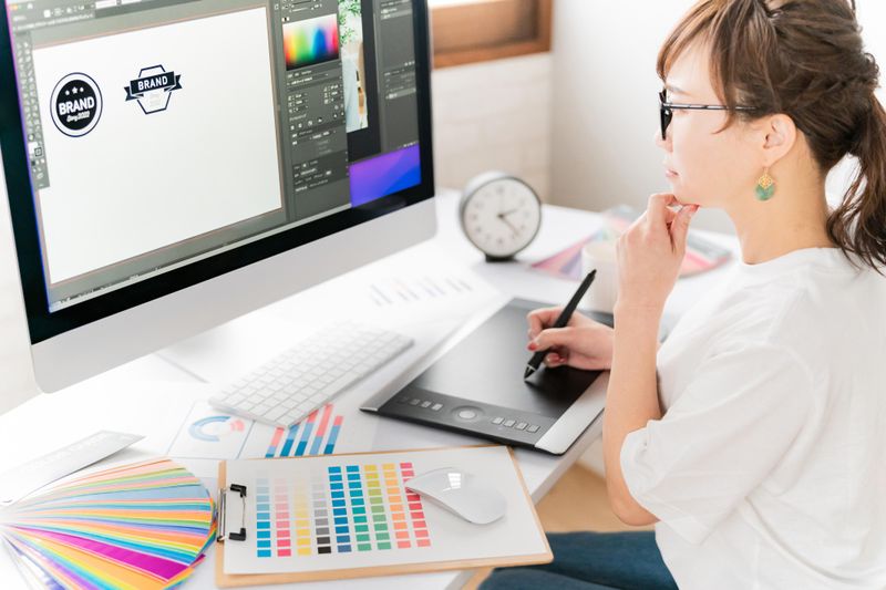 株式会社レッツアイのアルバイト・バイト求人情報-02