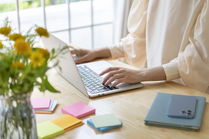 株式会社LIAスタッフィング　横浜市西区/KNGJM1023のアルバイト・バイト求人情報-04