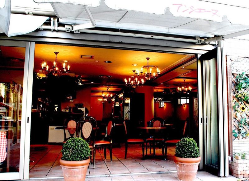 ダイニング&バー アンシエーヌの派遣求人情報