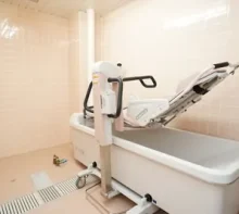 住宅型有料老人ホーム　Care Villa 福生のアルバイト・バイト求人情報-04
