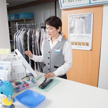 ポニークリーニング　マルエツ蕨北町