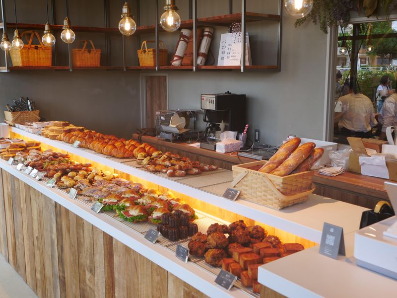 株式会社日と々との求人・転職情報