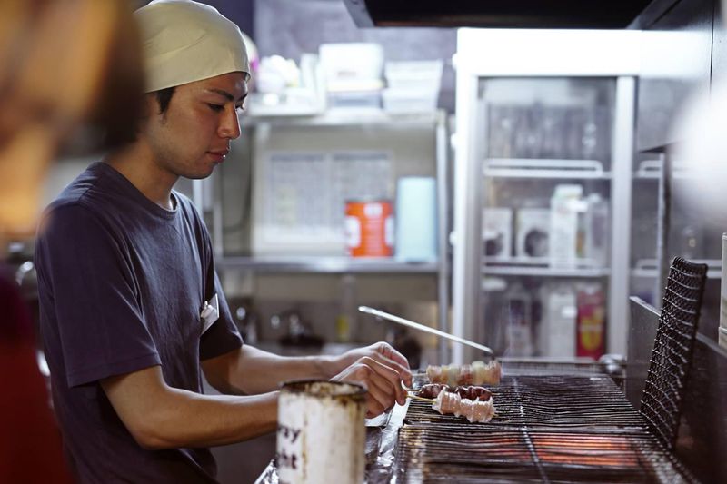 焼き鳥ムゲン∞　幸町