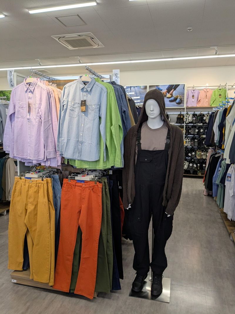 ワークマンプラス浜松西インター店のアルバイト・バイト求人情報-03