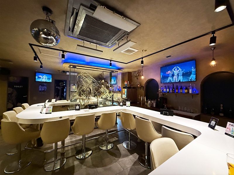 BAR Gee Beeのアルバイト・バイト求人情報-03