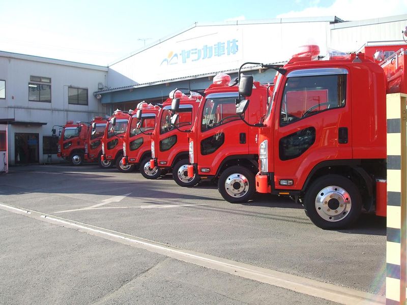 株式会社ヤシカ車体