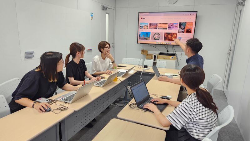株式会社ファイネックスの求人・転職情報／編集スタッフ(ツーリスト