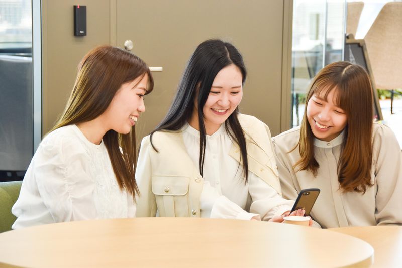 東京駅徒歩圏内のオフィスにて勤務のアルバイト・バイト求人情報-03