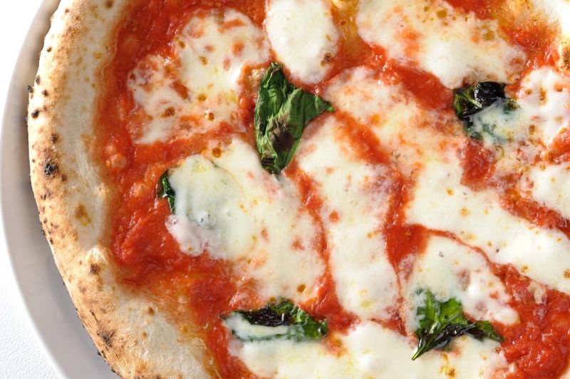 Trattoria Bourbon(トラットリア　バルボン)のアルバイト・バイト求人情報-03