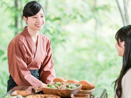 数寄の宿 野鶴亭(やかくてい)の求人・転職情報