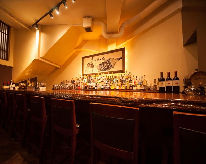 日比谷Bar　新宿東口店