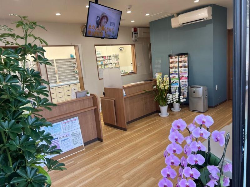 くれよん薬局 岸和田店のアルバイト・バイト求人情報-03