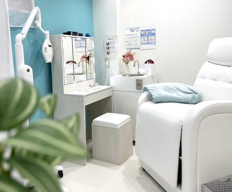 ホワイトニングサロン　新小岩店　株式会社友栄のアルバイト・バイト求人情報-05