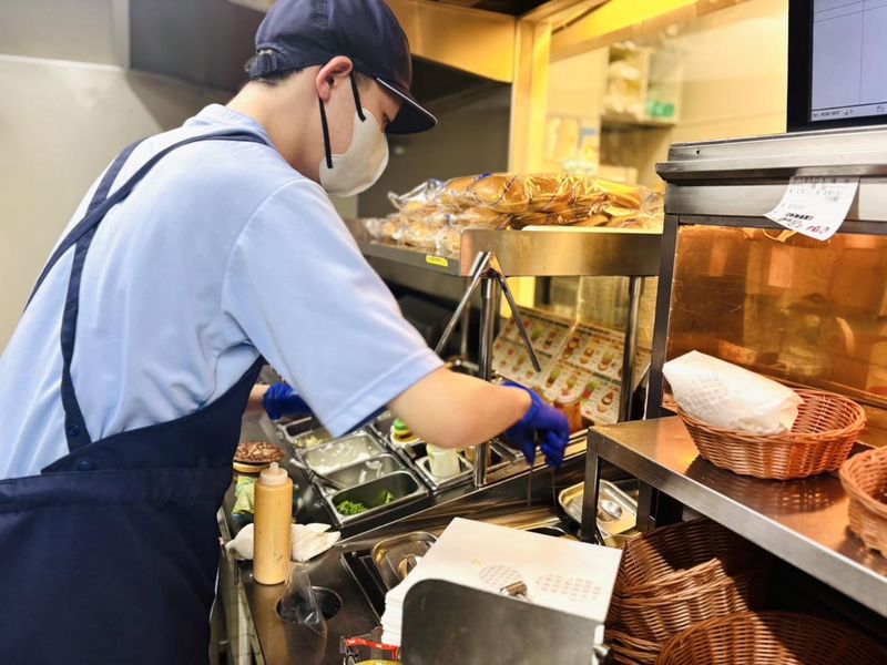 モスバーガー　水道橋西通り店のアルバイト・バイト求人情報-02