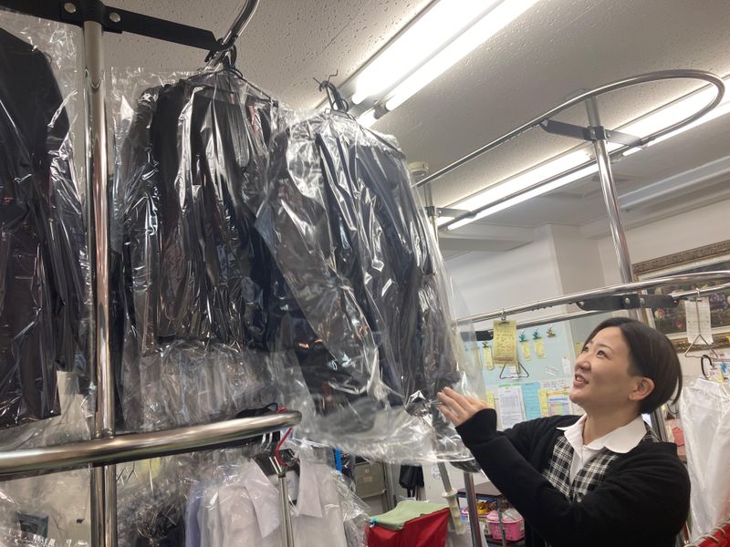 クリーニングチェリー　西久保店のアルバイト・バイト求人情報-02