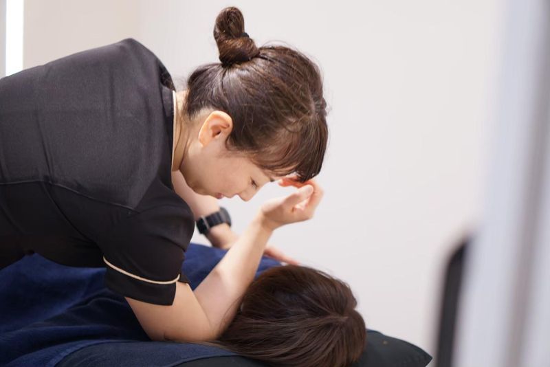 漢方サロン凛道大丸福岡天神店のアルバイト・バイト求人情報-02