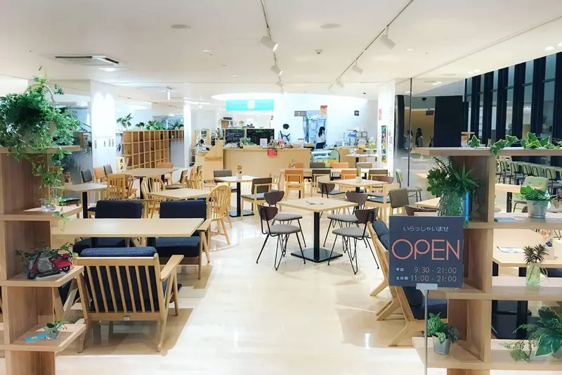 カフェ　オレンジブーツのアルバイト・バイト求人情報