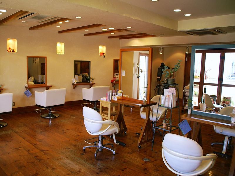 美容院COQUELICOT(コクリコ)のアルバイト・バイト求人情報-02