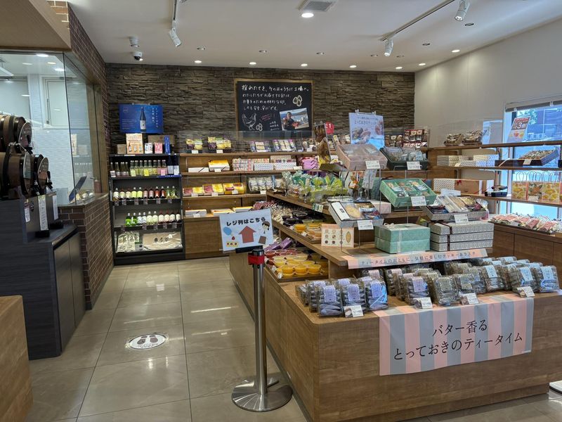 シャトレーゼ　清水桜ヶ丘店のアルバイト・バイト求人情報-03