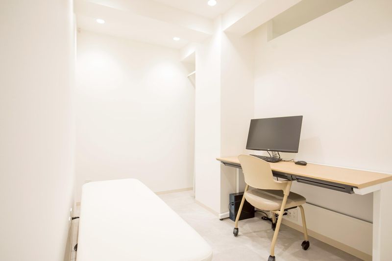 京都烏丸駅前皮フ科スキンクリニックのアルバイト・バイト求人情報-04