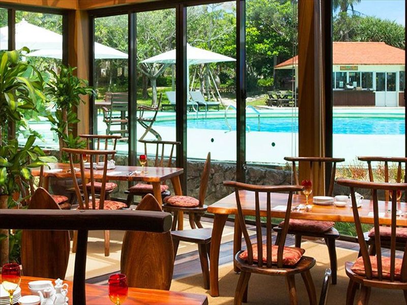 ココガーデン リゾート オキナワの派遣求人情報