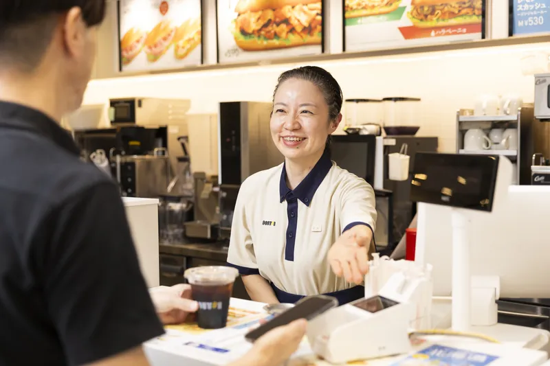 ドトールコーヒーショップコーチャンフォー若葉台店(東京都)のアルバイト・バイト求人情報
