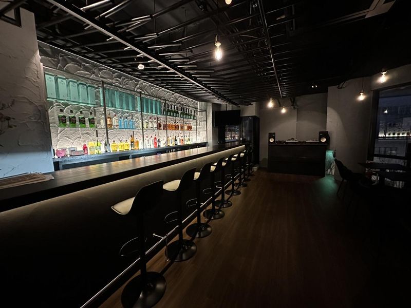 MUSIC　BAR　OVERのアルバイト・バイト求人情報-02