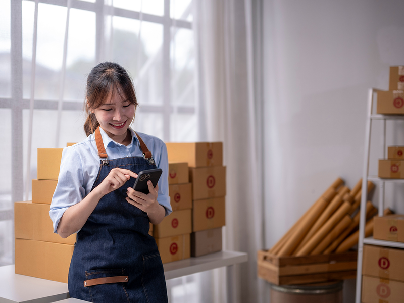 有限会社　フォロー