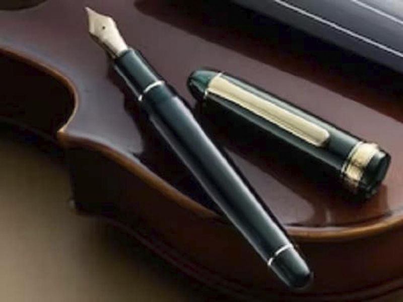 プラチナ万年筆株式会社　越谷センター