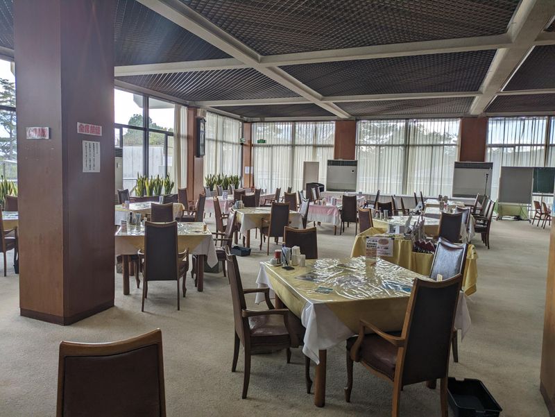 亀岡カントリークラブ　レストランの派遣求人情報