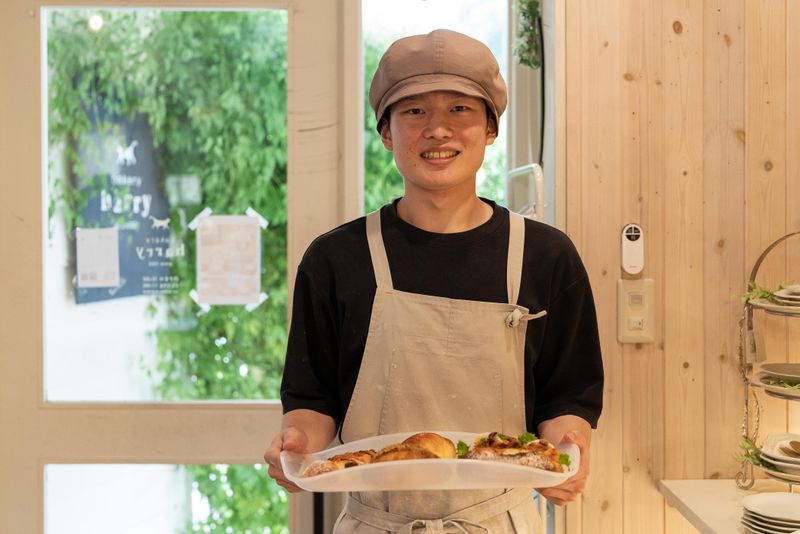 bekery harry(ベーカリーハリー)/株式会社土肥商店のアルバイト・バイト求人情報-02
