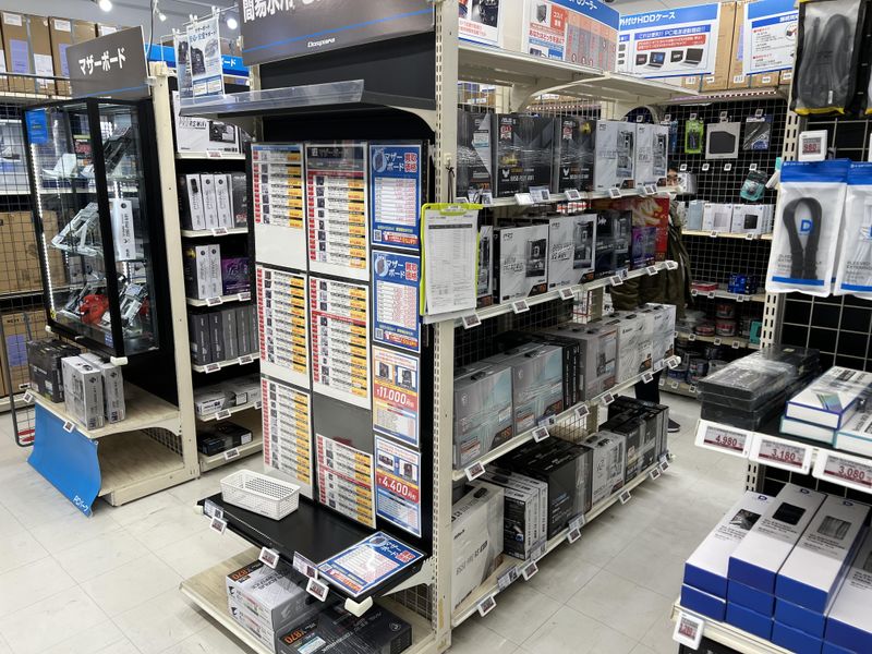 ドスパラ横浜駅前店のアルバイト・バイト求人情報-04