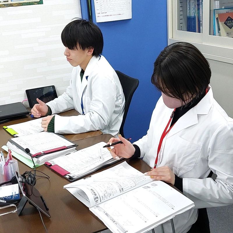 総合進学塾アドバンス阪神西宮本校のアルバイト・バイト求人情報-03