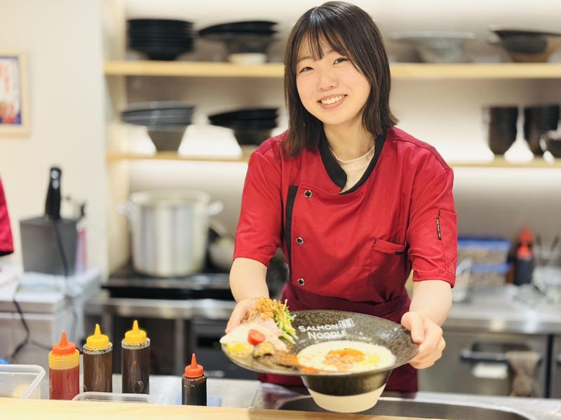 サーモンnoodle3.0　三軒茶屋店のアルバイト・バイト求人情報-02