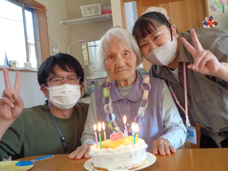 小規模多機能ホーム　よろず庵　であいのアルバイト・バイト求人情報-03
