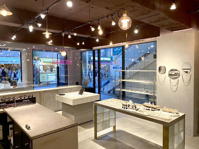unu glänta 下北沢店のアルバイト・バイト求人情報-02