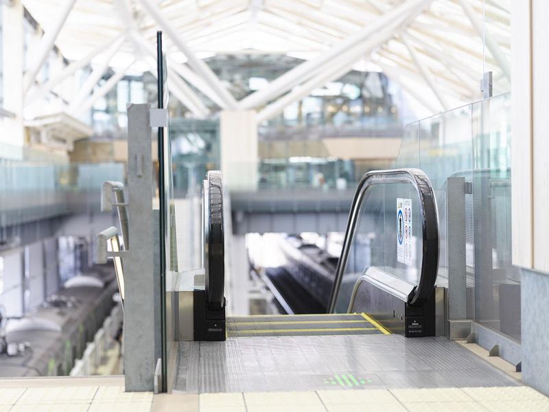 【乗降者数世界1位】駅の利便性を追求!施工メンテナンス