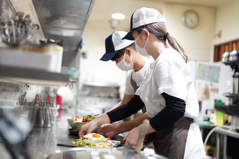 鉄板焼・お好み焼き　加屋　尾張旭店のアルバイト・バイト求人情報-05