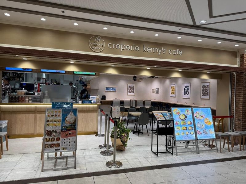 creperie kenny's cafe　サンシャイン池袋店のアルバイト・バイト求人情報-02
