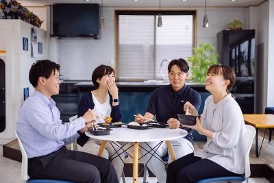 株式会社Ｊ　ｆｏｒｃｅｓ　ｏｎｅ　ＨＯＬＤＩＮＧＳの求人・転職情報